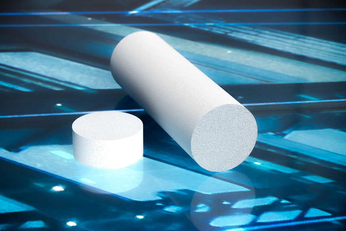 Example of Non-Uniform Porous Ceramics